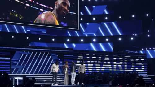 Music stars pay tribute to Kobe Bryant at Grammys award show