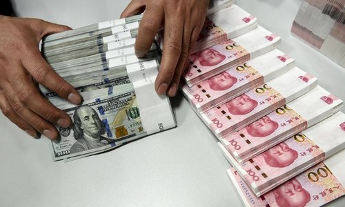 Pakistan&rsquo;s debt surges by 40pc in 15 months
