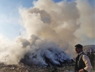 Fire erupts at Kohat weekly bazaar