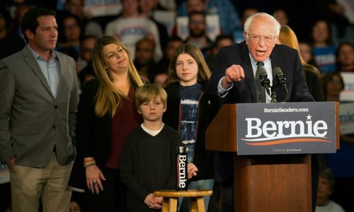 Democrats' bid to challenge Trump off to a messy start in Iowa