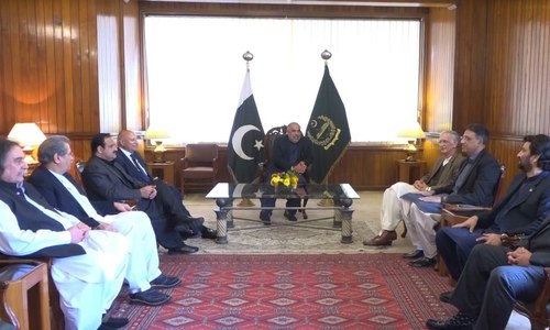 PTI govt to make another attempt to pacify disgruntled allies PTI govt to make another attempt to pacify disgruntled allies