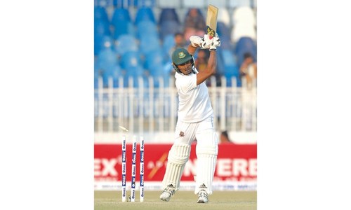 Fans lift atmosphere at Pindi Cricket Stadium Fans lift atmosphere at Pindi Cricket Stadium