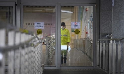 China coronavirus toll hits 722 with first foreign victim