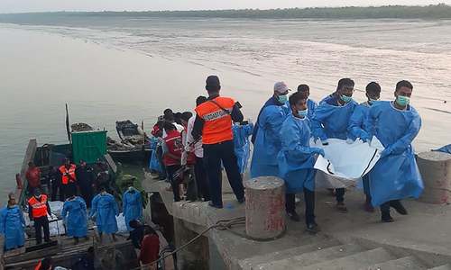 At least 15 dead as Rohingya boat capsizes in Bay of Bengal