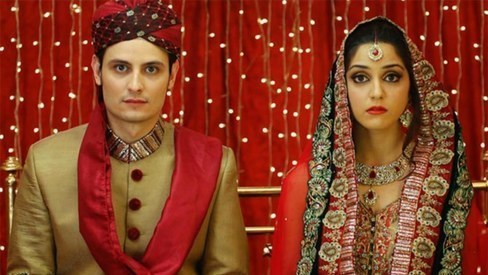 5 Pakistani couples reveal how they met their true loves online