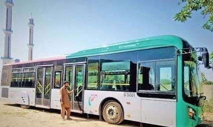 Peshawar BRT won&rsquo;t be costlier than Lahore Metro, claims KP minister