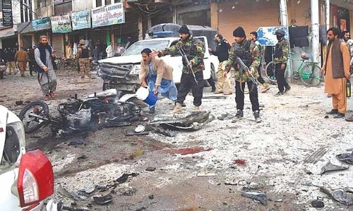 ‘Suicide’ attack claims eight lives in Quetta ‘Suicide’ attack claims eight lives in Quetta