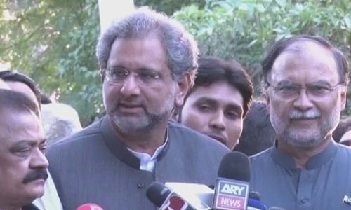 IHC grants bail to Shahid Khaqan Abbasi, Ahsan Iqbal in corruption cases