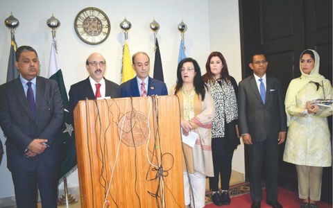 OIC supports Kashmir settlement under UN resolutions: envoy