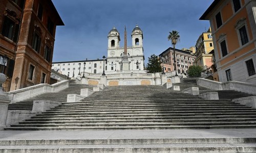Some Rome churches reopen after angry pope steps in
