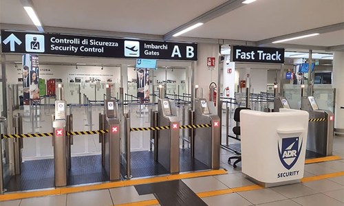 'Rome has never been so empty of people before' &mdash; Locked down in the virus epicentre