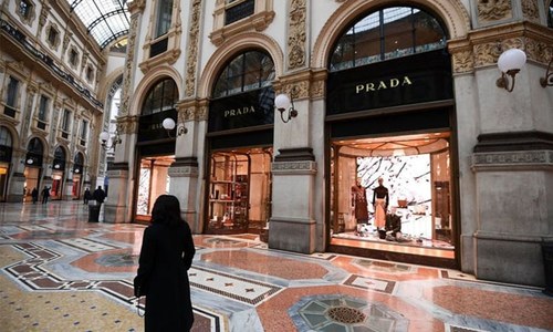 Virus shutdowns force buyers to delay shipments, claim textile exporters