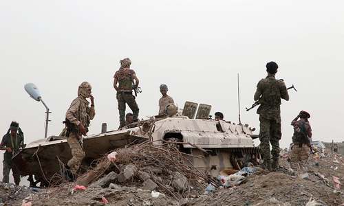 Heavy fighting leaves 38 dead in central Yemen Heavy fighting leaves 38 dead in central Yemen