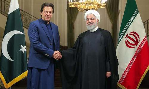 Islamabad urges West to lift sanctions on Iran