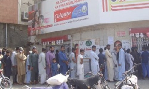 Utility stores in Karachi see spike in sales of flour, pulses, sugar and tea Utility stores in Karachi see spike in sales of flour, pulses, sugar and tea