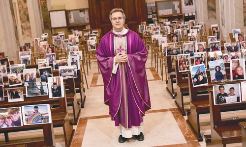 Global deaths surge past 13,000; 35 countries go into lockdown