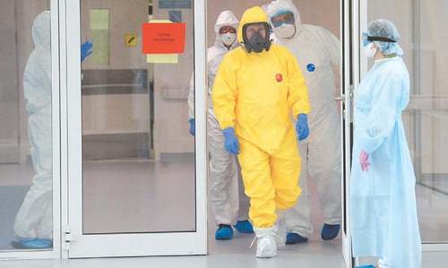 Govt official tests positive in Russia
