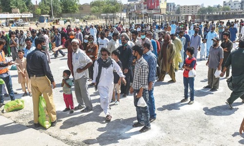 5 doctors, one policeman test positive for coronavirus in Karachi