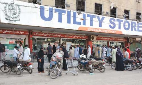Food prices remain high despite fuel and commodity rates crash