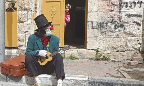 Spain sees deadliest day, US toll surpasses China&rsquo;s