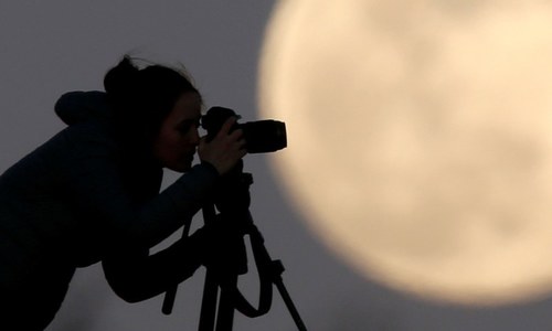 Largest supermoon of 2020 rises on a world battling Covid-19