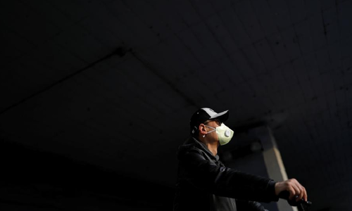 Do men fare worse with Covid-19?