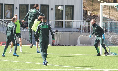 Ibrahimovic shrugs off coughing fit, trains with Swedish side Hammarby Ibrahimovic shrugs off coughing fit, trains with Swedish side Hammarby