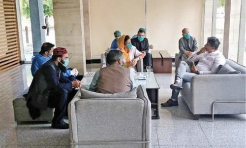 Passengers isolated in hotels to pay for expenses Passengers isolated in hotels to pay for expenses