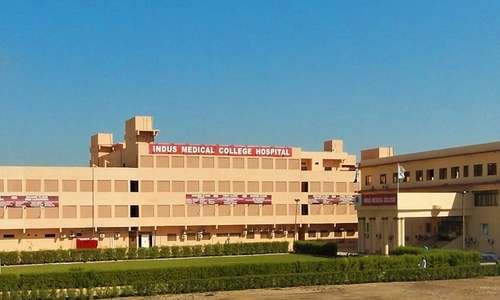Tando Mohammad Khan hospital sealed, staff quarantined after doctor tests positive for Covid-19