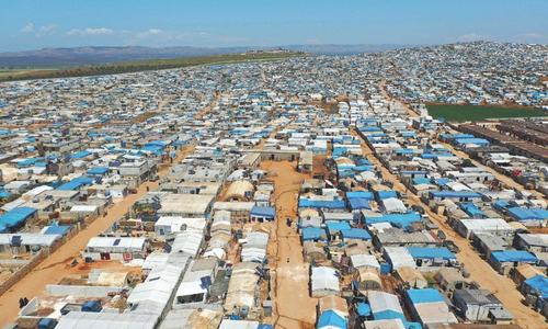 Death sparks unrest at major migrant camp in Greece