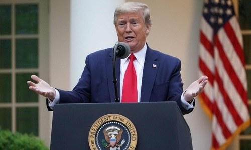 Trump says he will suspend all immigration into US over coronavirus