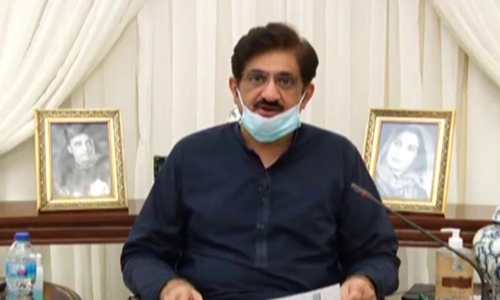 Sindh restricts Taraweeh prayers in mosques to 3-5 persons after doctors' warning Sindh restricts Taraweeh prayers in mosques to 3-5 persons after doctors' warning