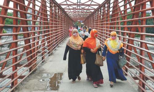 Bangladesh garment factories reopen