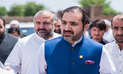 Senator Mirza Mohammad Afridi tests positive for Covid-19, goes into isolation Senator Mirza Mohammad Afridi tests positive for Covid-19, goes into isolation