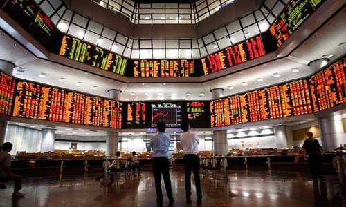 Pressure grows to relax lockdowns as economies flounder Pressure grows to relax lockdowns as economies flounder