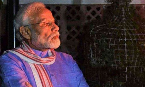 Smoke, mirrors and Modi: A grand illusion of governance during Covid-19 Smoke, mirrors and Modi: A grand illusion of governance during Covid-19