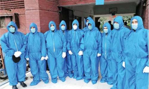 More than 100 doctors battle coronavirus in Faisalabad