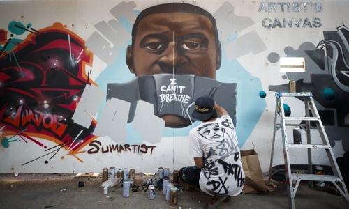 Washington paints &lsquo;Black Lives Matter&rsquo; mural near White House