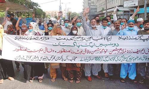 Protest demo held against anti-worker measures, federal budget