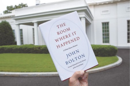 Former top aide says Trump unfit for office