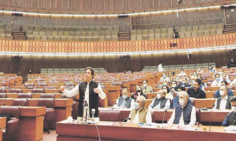 Imran rubbishes talk of ‘minus one’ formula Imran rubbishes talk of ‘minus one’ formula