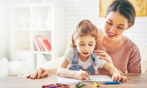 خود اعتمادی کیا ہے اور یہ بچوں میں کیسے پیدا کی جائے؟