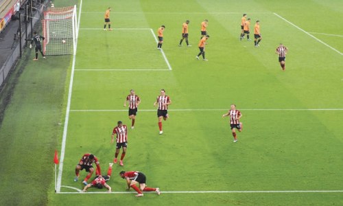 Long season catching up with Wolves as Liverpool, City win Long season catching up with Wolves as Liverpool, City win