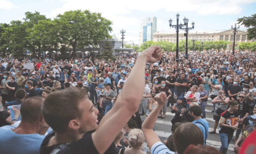 Protests in Russia after popular governor&rsquo;s arrest
