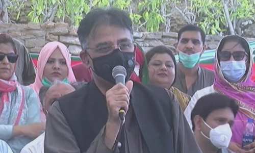 Centre to take over KE if performance not improved, warns Asad Umar
