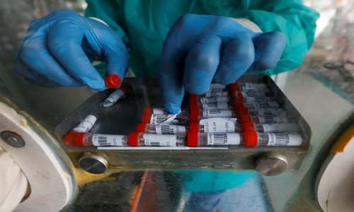 Pakistan&rsquo;s virus curve is bending but experts say it&rsquo;s too early to declare victory