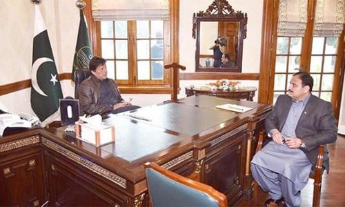 Buzdar meets PM ahead of NAB appearance