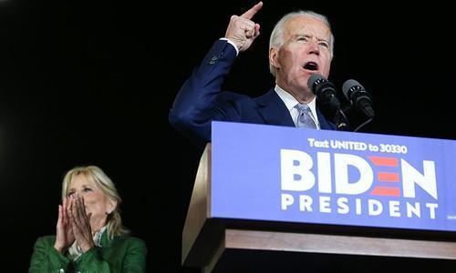 Ex-CIA, FBI heads among 70 Republicans to back Biden