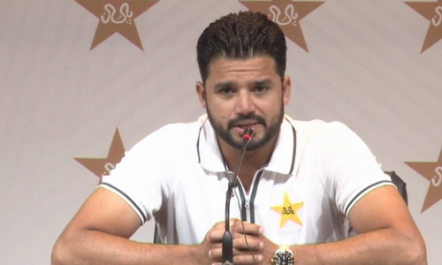 Azhar backs faltering players, eyes series-levelling win