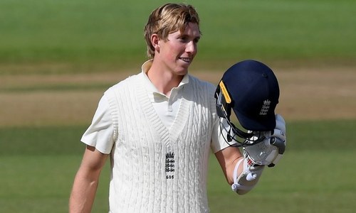 England's Crawley hits double century as Pakistan wilt in third Test